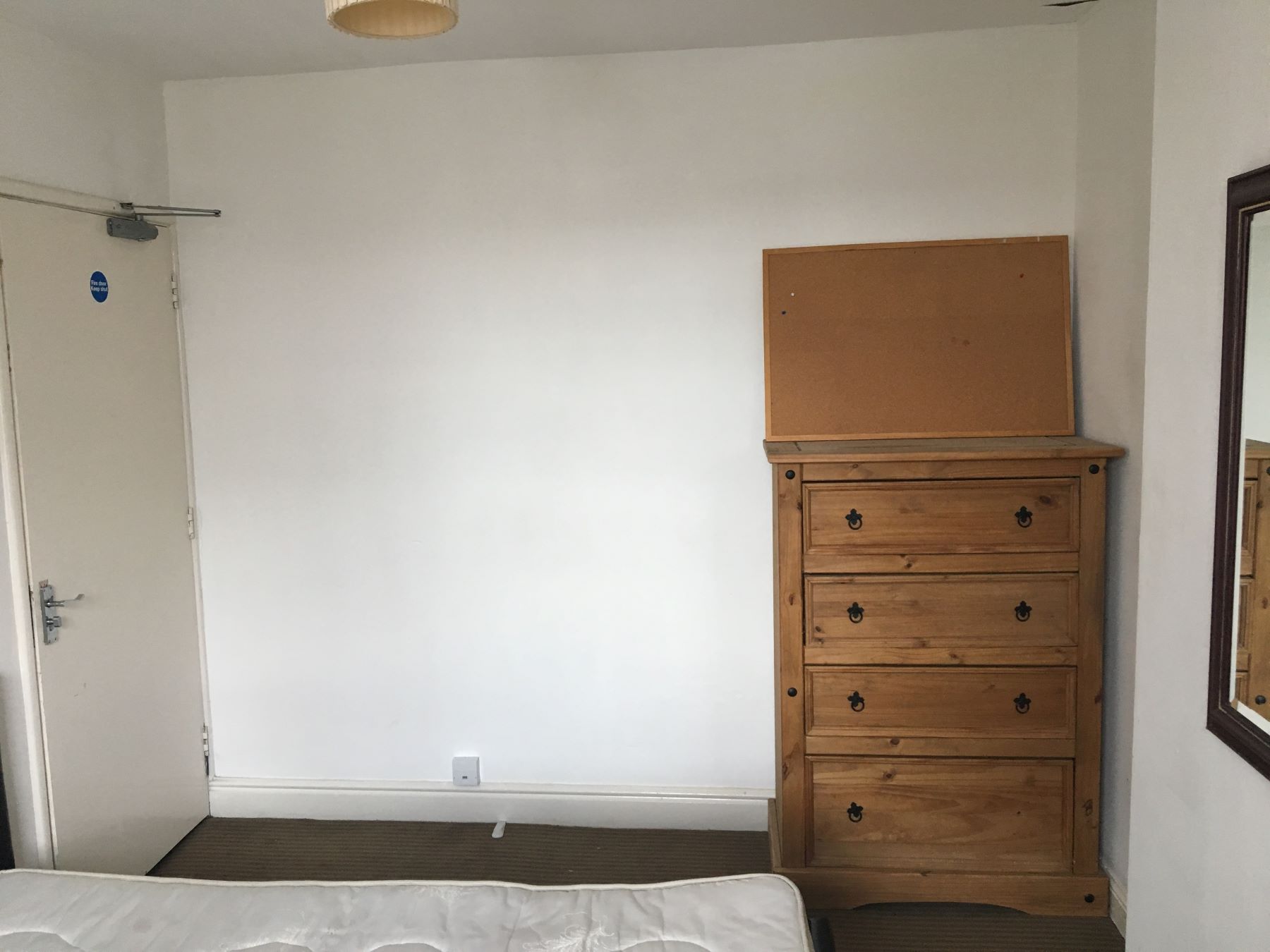 Room 6 - Pic 1 - resized